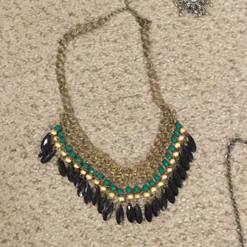 Statement necklace